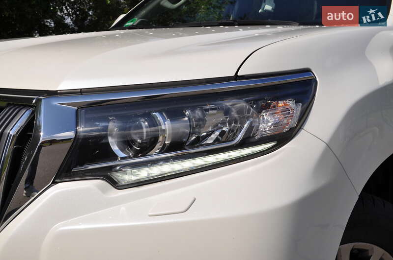 Внедорожник / Кроссовер Toyota Land Cruiser Prado 2019 в Киеве