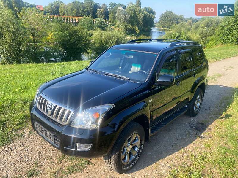 Внедорожник / Кроссовер Toyota Land Cruiser Prado 2009 в 
