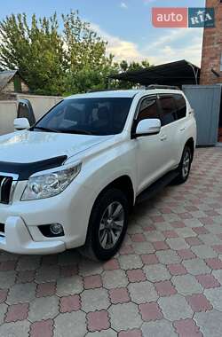 Внедорожник / Кроссовер Toyota Land Cruiser Prado 2009 в Днепре