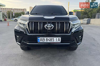 Внедорожник / Кроссовер Toyota Land Cruiser Prado 2021 в 