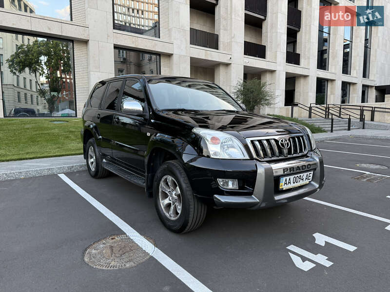 Позашляховик / Кросовер Toyota Land Cruiser Prado 2004 в Києві