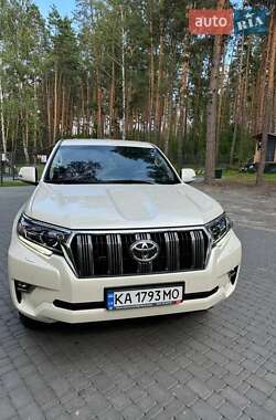Внедорожник / Кроссовер Toyota Land Cruiser Prado 2020 в Киеве