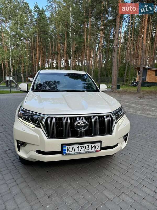 Toyota Land Cruiser Prado 2020
