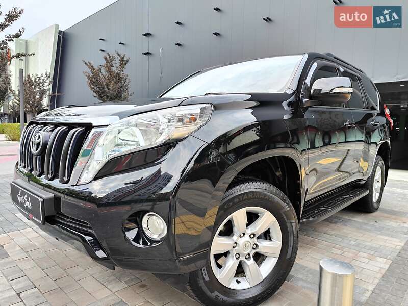 Toyota Land Cruiser Prado 2013