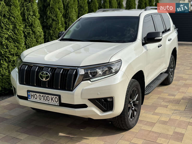 Toyota Land Cruiser Prado 2022
