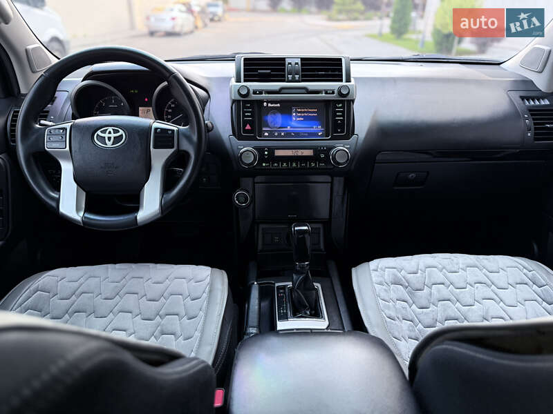 Внедорожник / Кроссовер Toyota Land Cruiser Prado 2014 в Одессе