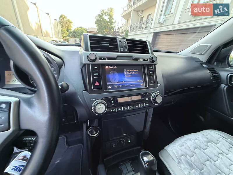 Внедорожник / Кроссовер Toyota Land Cruiser Prado 2014 в Одессе