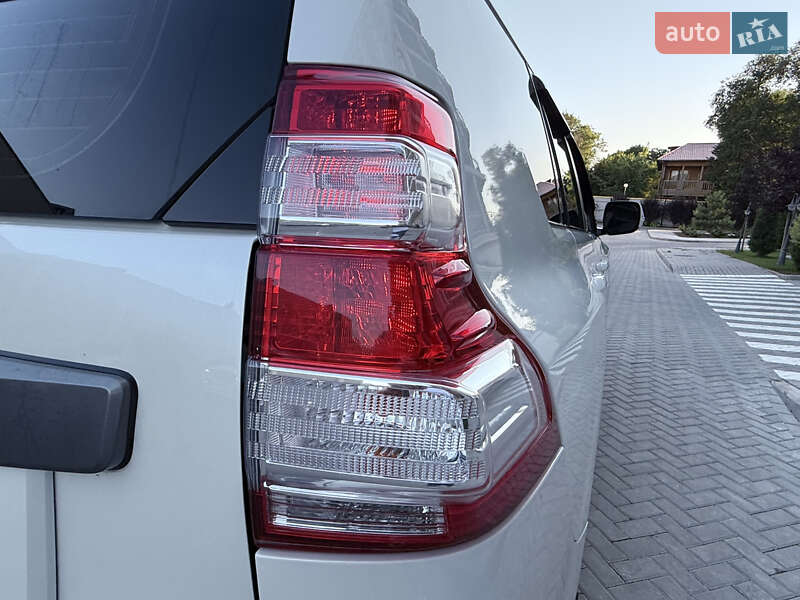 Внедорожник / Кроссовер Toyota Land Cruiser Prado 2014 в Одессе
