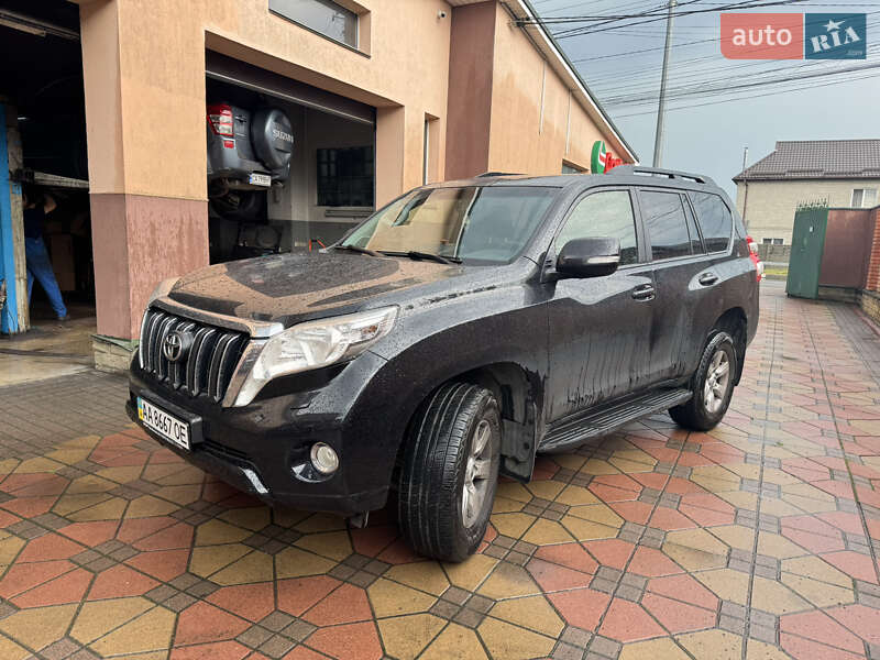 Toyota Land Cruiser Prado 2013