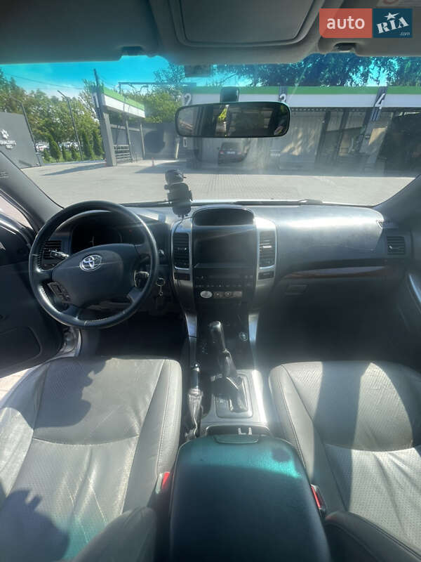 Внедорожник / Кроссовер Toyota Land Cruiser Prado 2007 в Харькове фото 15 Внедорожник / Кроссовер Toyota Land Cruiser Prado 2007 в Харькове