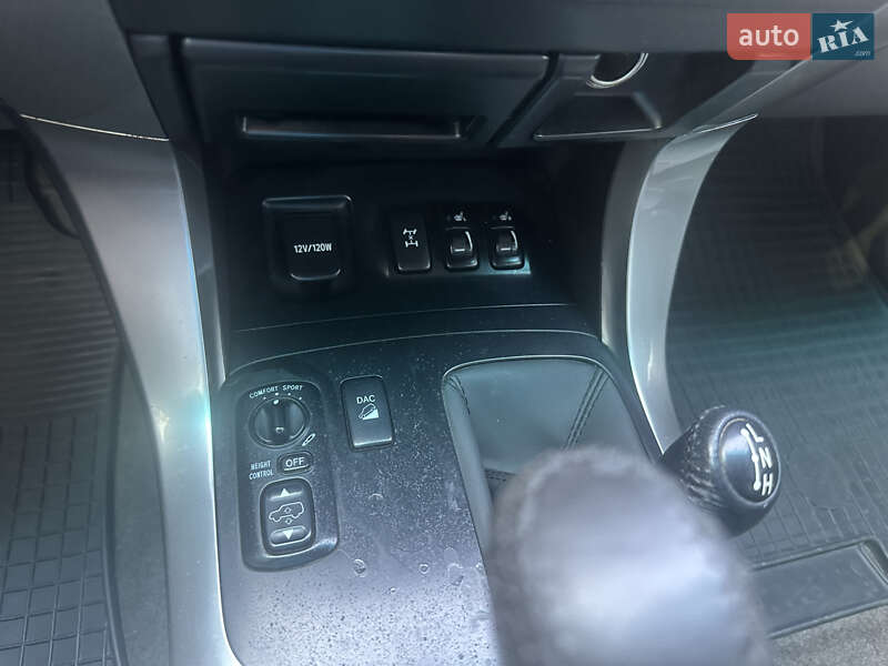 Внедорожник / Кроссовер Toyota Land Cruiser Prado 2005 в Одессе фото 7 Внедорожник / Кроссовер Toyota Land Cruiser Prado 2005 в Одессе