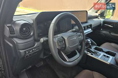 Позашляховик / Кросовер Toyota Land Cruiser Prado 2025 в 