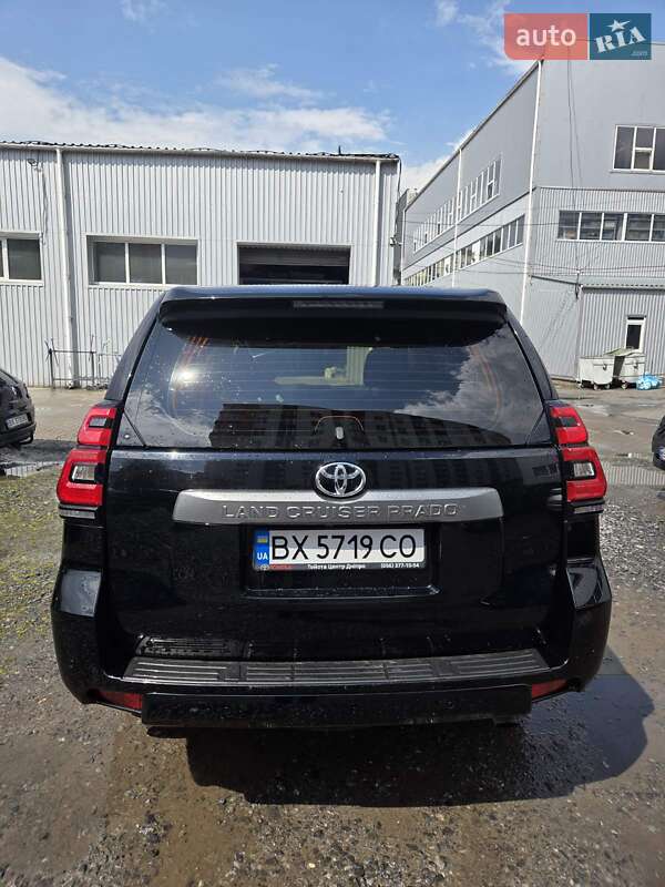 Позашляховик / Кросовер Toyota Land Cruiser Prado 2019 в Хмельницькому фото 9 Позашляховик / Кросовер Toyota Land Cruiser Prado 2019 в Хмельницькому