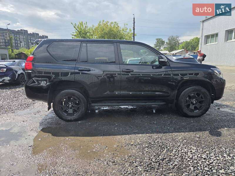 Позашляховик / Кросовер Toyota Land Cruiser Prado 2019 в Хмельницькому фото 10 Позашляховик / Кросовер Toyota Land Cruiser Prado 2019 в Хмельницькому