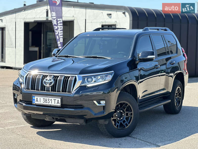 Toyota Land Cruiser Prado 2021