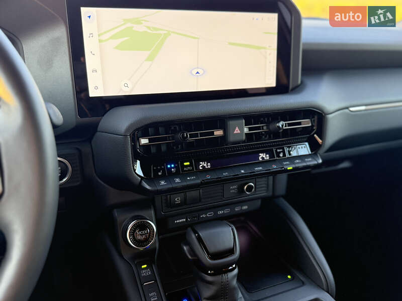 Внедорожник / Кроссовер Toyota Land Cruiser Prado 2024 в Киеве