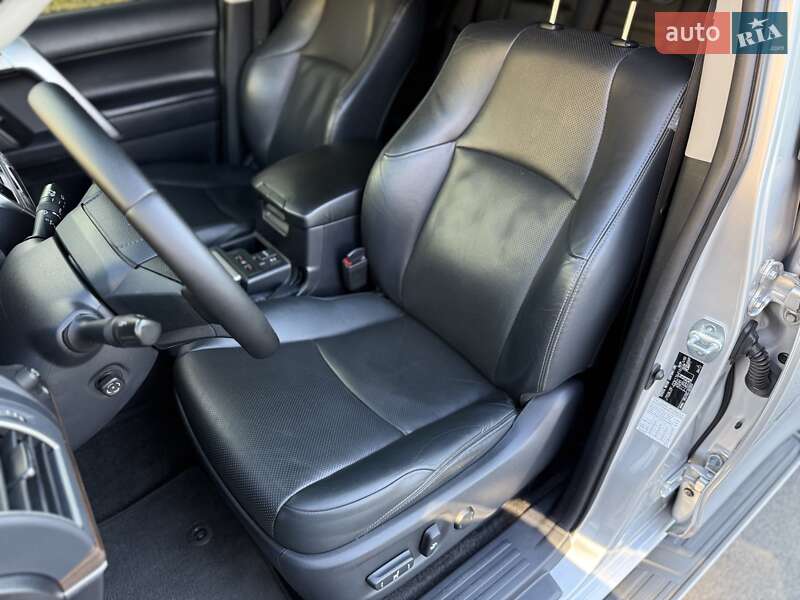 Внедорожник / Кроссовер Toyota Land Cruiser Prado 2019 в Днепре фото 14 Внедорожник / Кроссовер Toyota Land Cruiser Prado 2019 в Днепре