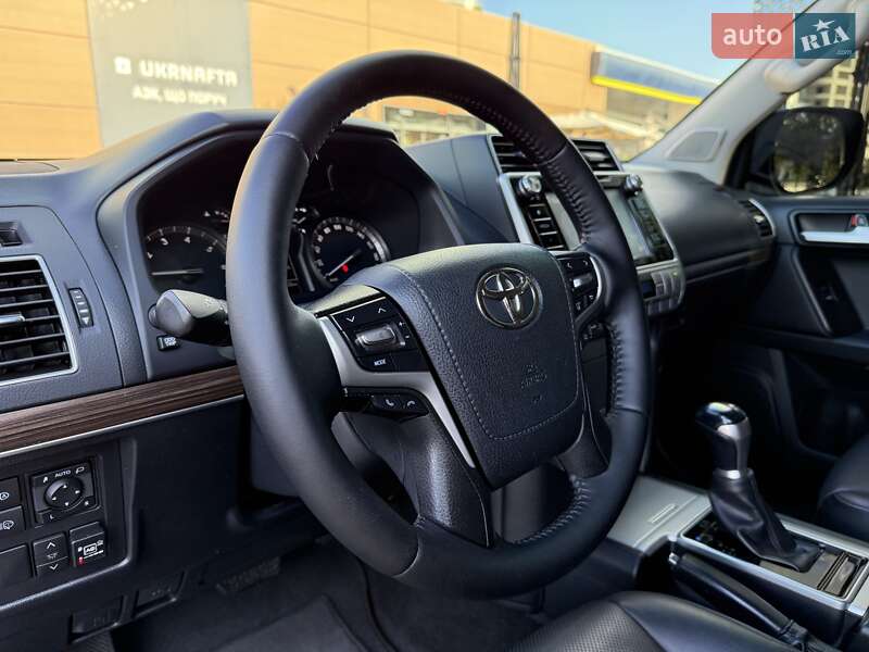 Внедорожник / Кроссовер Toyota Land Cruiser Prado 2019 в Днепре фото 17 Внедорожник / Кроссовер Toyota Land Cruiser Prado 2019 в Днепре