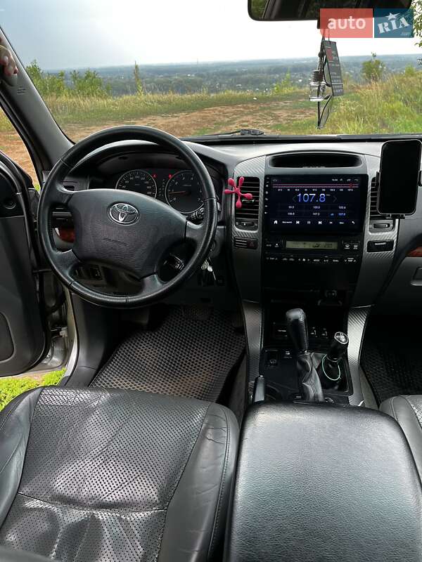 Внедорожник / Кроссовер Toyota Land Cruiser Prado 2007 в Полтаве