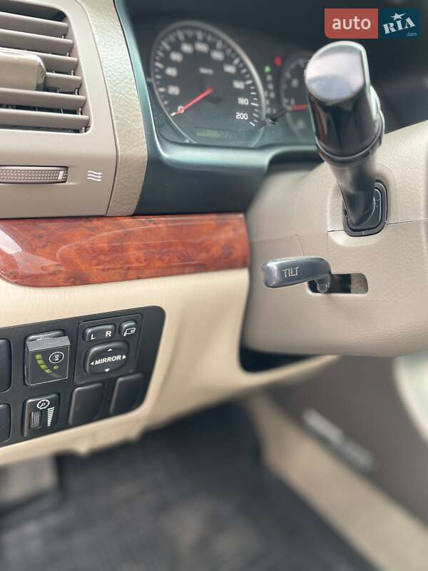 Внедорожник / Кроссовер Toyota Land Cruiser Prado 2005 в Днепре