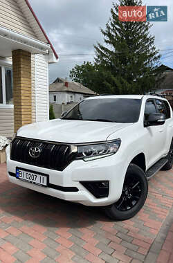 Внедорожник / Кроссовер Toyota Land Cruiser Prado 2020 в Валках