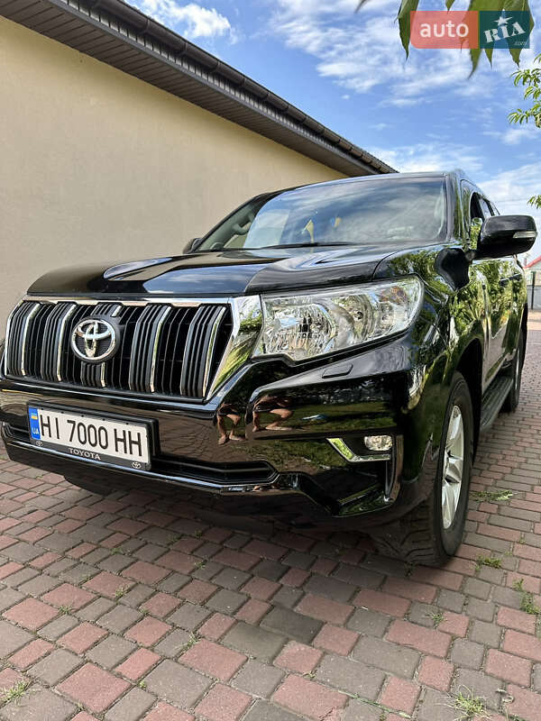 Toyota Land Cruiser Prado 2019