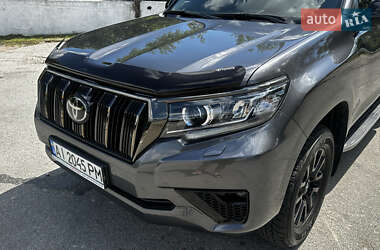 Внедорожник / Кроссовер Toyota Land Cruiser Prado 2021 в 