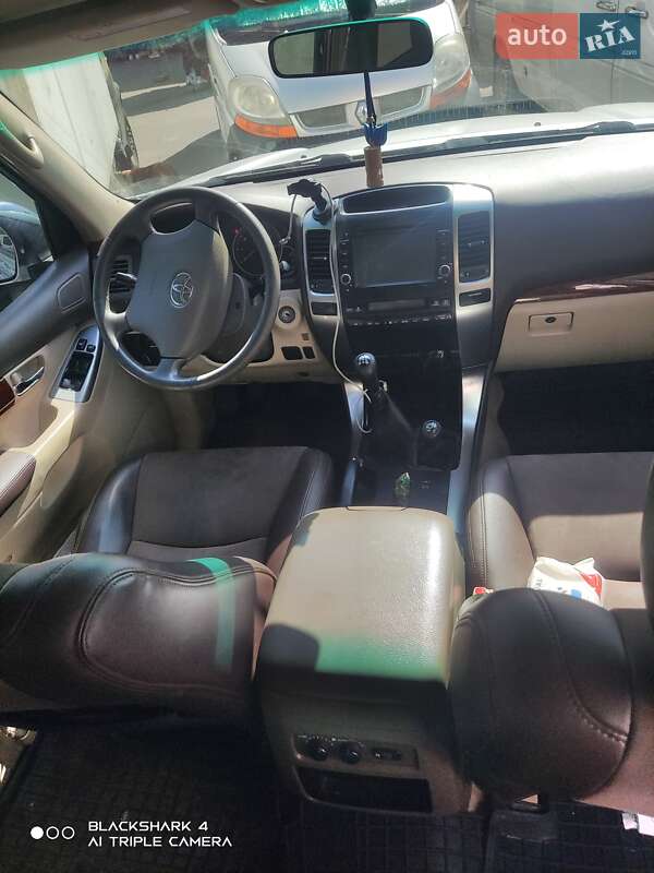 Внедорожник / Кроссовер Toyota Land Cruiser Prado 2003 в Киеве фото 4 Внедорожник / Кроссовер Toyota Land Cruiser Prado 2003 в Киеве