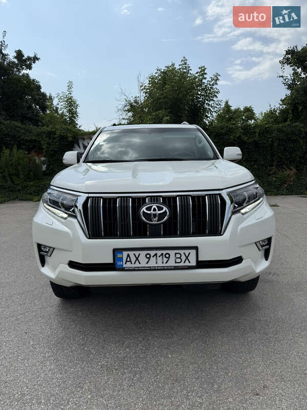 Toyota Land Cruiser Prado 2018