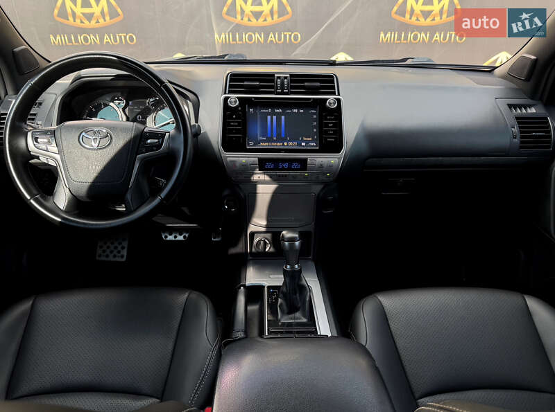 Позашляховик / Кросовер Toyota Land Cruiser Prado 2018 в Києві