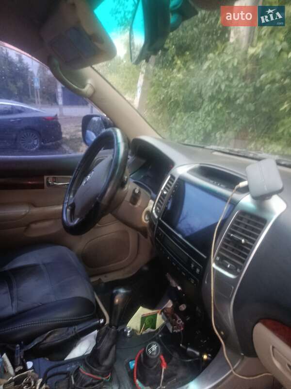Внедорожник / Кроссовер Toyota Land Cruiser Prado 2003 в Кривом Роге