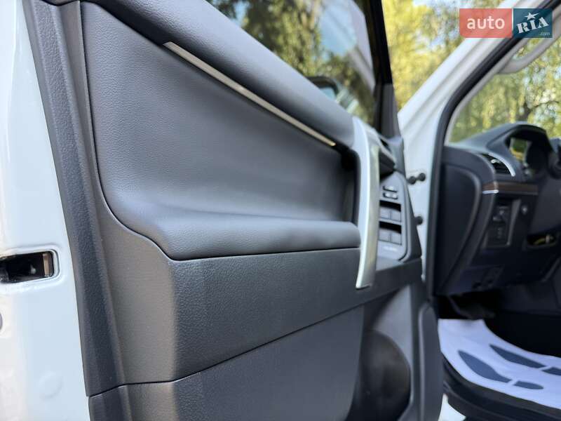 Внедорожник / Кроссовер Toyota Land Cruiser Prado 2021 в Киеве фото 62 Внедорожник / Кроссовер Toyota Land Cruiser Prado 2021 в Киеве