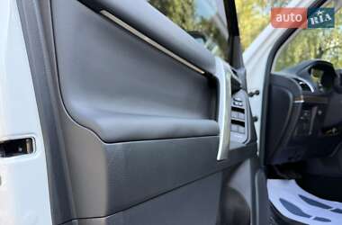 Внедорожник / Кроссовер Toyota Land Cruiser Prado 2021 в 