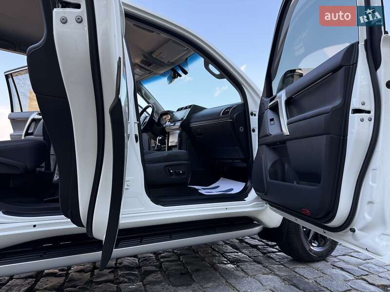 Внедорожник / Кроссовер Toyota Land Cruiser Prado 2021 в Киеве фото 96 Внедорожник / Кроссовер Toyota Land Cruiser Prado 2021 в Киеве
