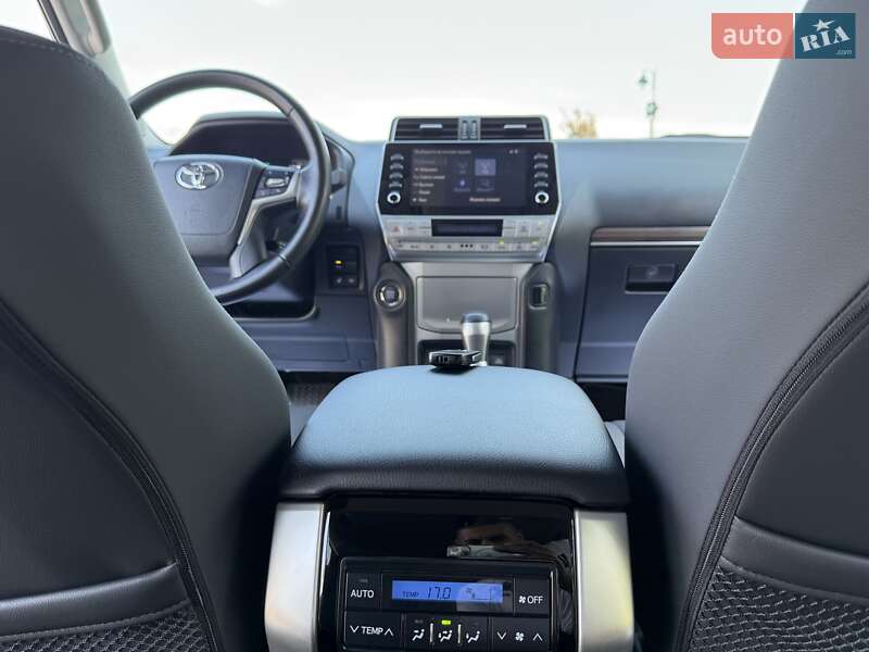 Внедорожник / Кроссовер Toyota Land Cruiser Prado 2021 в Киеве фото 120 Внедорожник / Кроссовер Toyota Land Cruiser Prado 2021 в Киеве