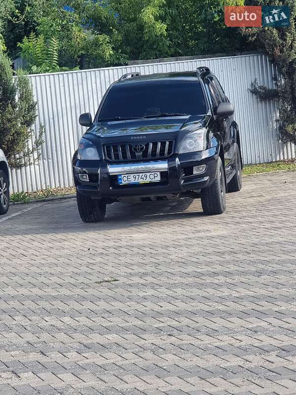 Внедорожник / Кроссовер Toyota Land Cruiser Prado 2004 в Черновцах