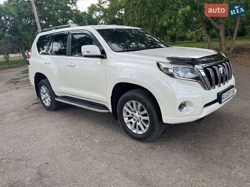 Внедорожник / Кроссовер Toyota Land Cruiser Prado 2013 в 