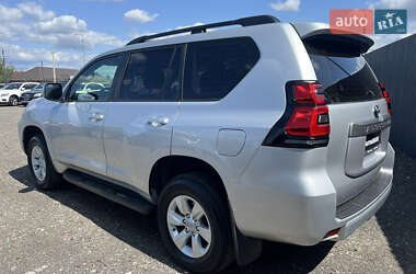 Внедорожник / Кроссовер Toyota Land Cruiser Prado 2019 в 
