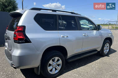 Внедорожник / Кроссовер Toyota Land Cruiser Prado 2019 в 