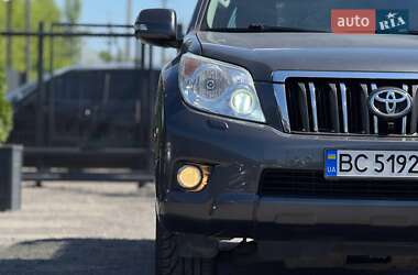 Внедорожник / Кроссовер Toyota Land Cruiser Prado 2013 в 
