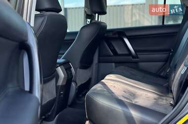 Внедорожник / Кроссовер Toyota Land Cruiser Prado 2013 в 