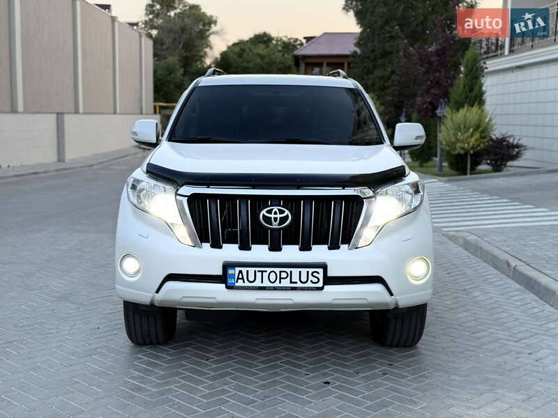 Toyota Land Cruiser Prado 2014