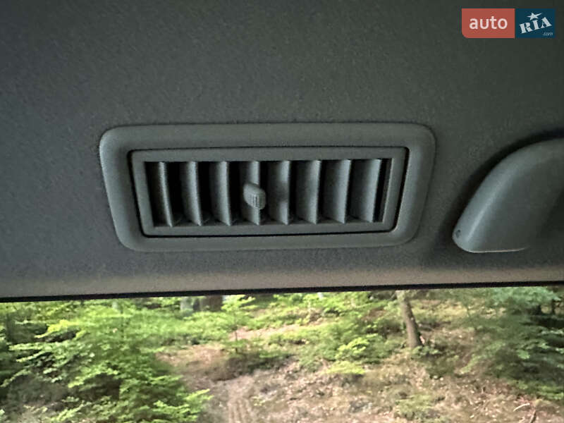 Позашляховик / Кросовер Toyota Land Cruiser Prado 2010 в Івано-Франківську