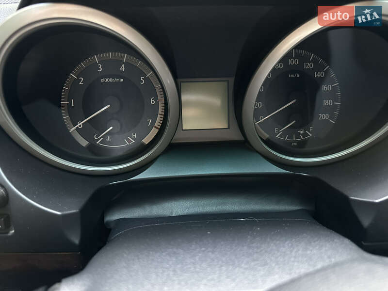 Позашляховик / Кросовер Toyota Land Cruiser Prado 2010 в Івано-Франківську