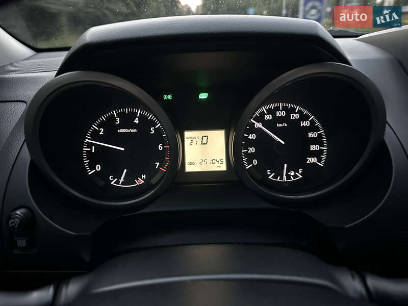 Позашляховик / Кросовер Toyota Land Cruiser Prado 2010 в Івано-Франківську