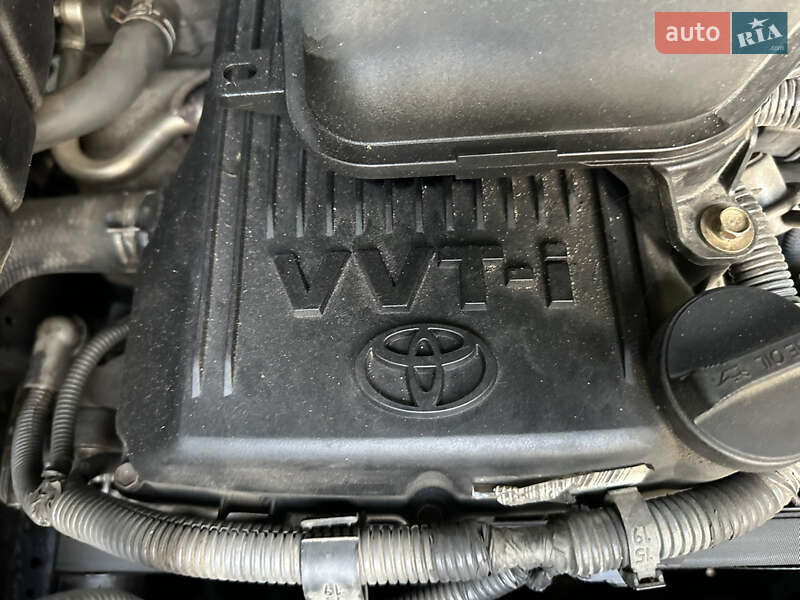 Позашляховик / Кросовер Toyota Land Cruiser Prado 2010 в Івано-Франківську