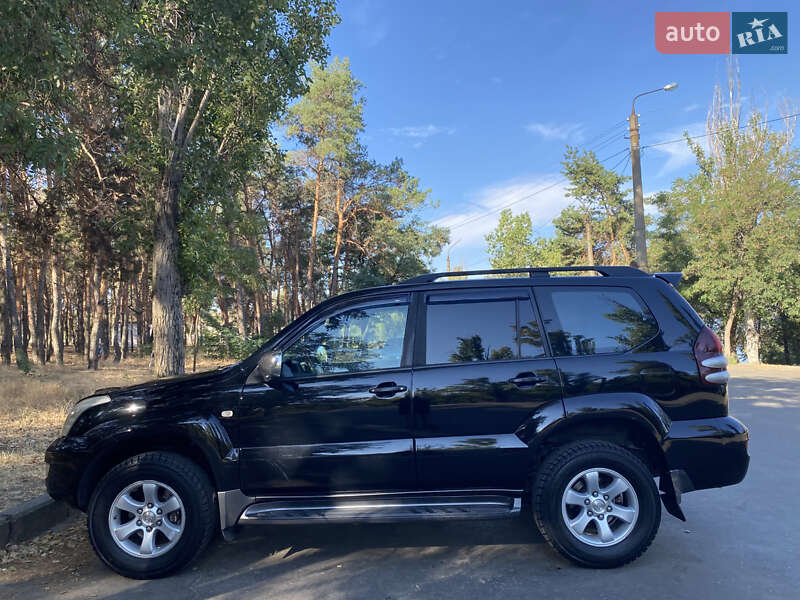Позашляховик / Кросовер Toyota Land Cruiser Prado 2007 в Миколаєві