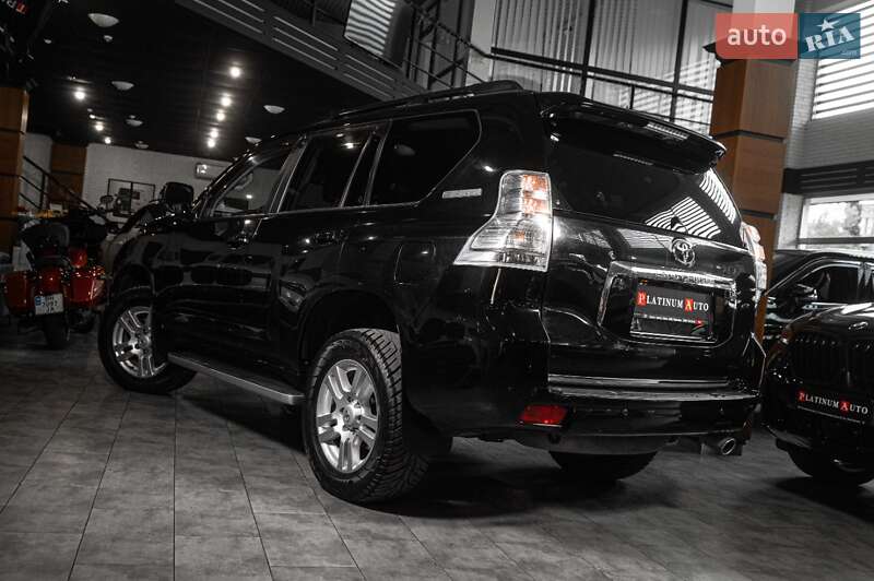 Внедорожник / Кроссовер Toyota Land Cruiser Prado 2010 в Одессе