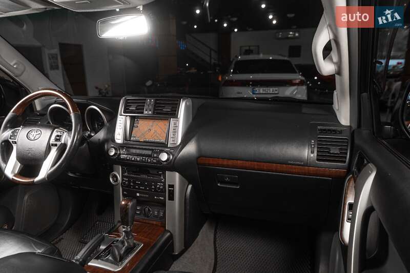 Внедорожник / Кроссовер Toyota Land Cruiser Prado 2010 в Одессе