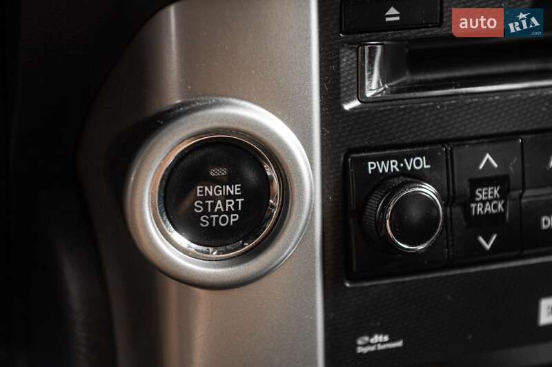 Внедорожник / Кроссовер Toyota Land Cruiser Prado 2010 в Одессе